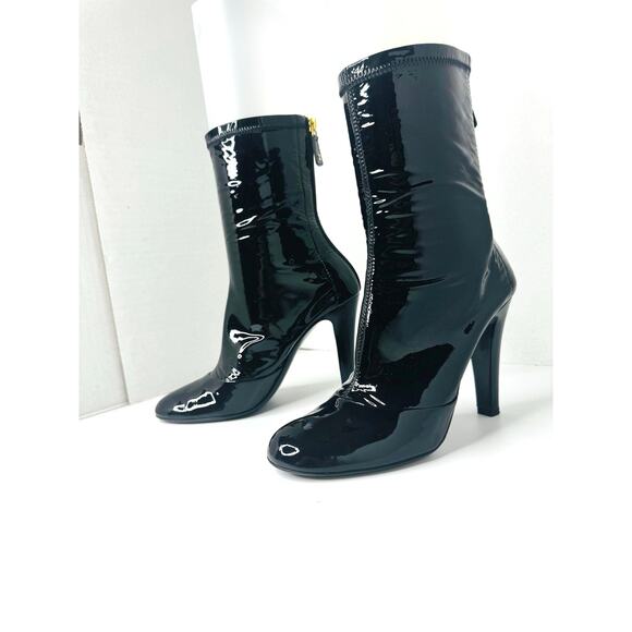 Chanel Patent Leather Black Ankle Boots Glossy CC Logo Booties Classic Chic 39 - Picture 2 of 10